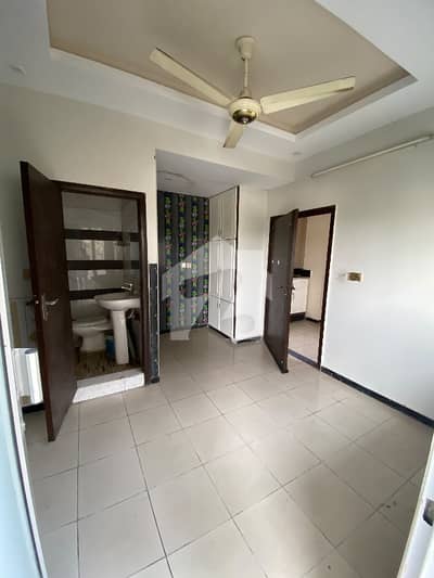 affordable 1bedroom apartment available for Sale