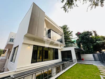 A Masterpiece Of Modern Luxury | Brand New Modern House