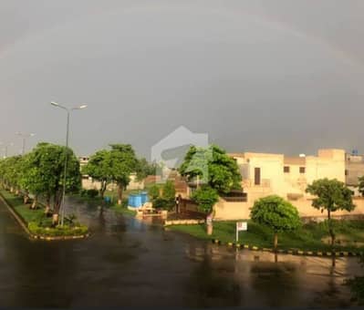 ایچ بی ایف سی ہاؤسنگ سوسائٹی لاہور میں 1 کنال رہائشی پلاٹ 4.4 کروڑ میں برائے فروخت۔