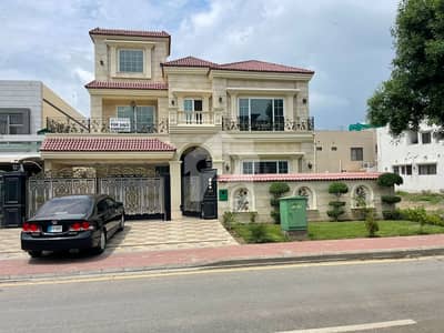 BRAND NEW 1 KANAL SPANISH HOUSE FOR SALE