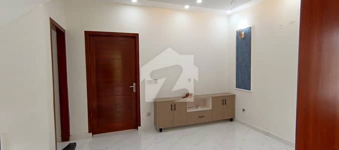 8 marla independent House For rent