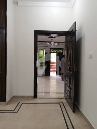 7 Marla Upper Portion For Rent in G-13/2 Islamabad