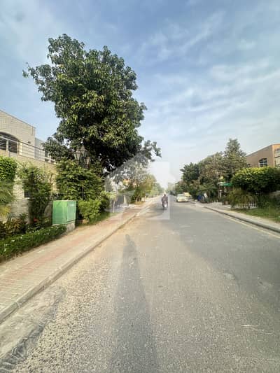 Bahria Town OVERSEAS C 2 MARLA COMMERCIAL PLOT FOR SALE