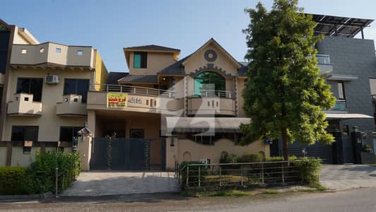 Premium Double Unit House for Sale in G-11 | Front & Back Open | Extra Front Lawn | Park & Mosque Nearby