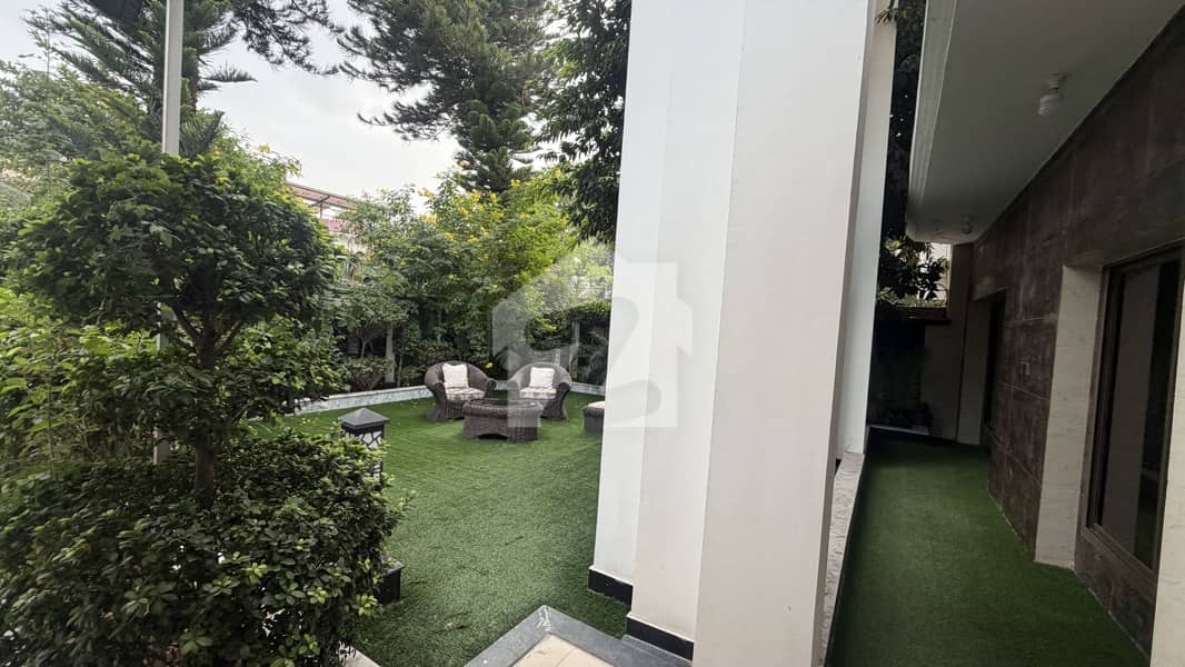 F-6 corner location house for rent F-6 corner location house for rent