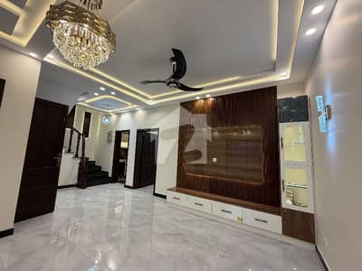 بحریہ انکلیو - سیکٹر ایچ بحریہ انکلیو,بحریہ ٹاؤن,اسلام آباد میں 3 کمروں کا 5 مرلہ مکان 3.2 کروڑ میں برائے فروخت۔ بحریہ انکلیو - سیکٹر ایچ بحریہ انکلیو,بحریہ ٹاؤن,اسلام آباد میں 3 کمروں کا 5 مرلہ مکان 3.2 کروڑ میں برائے فروخت۔