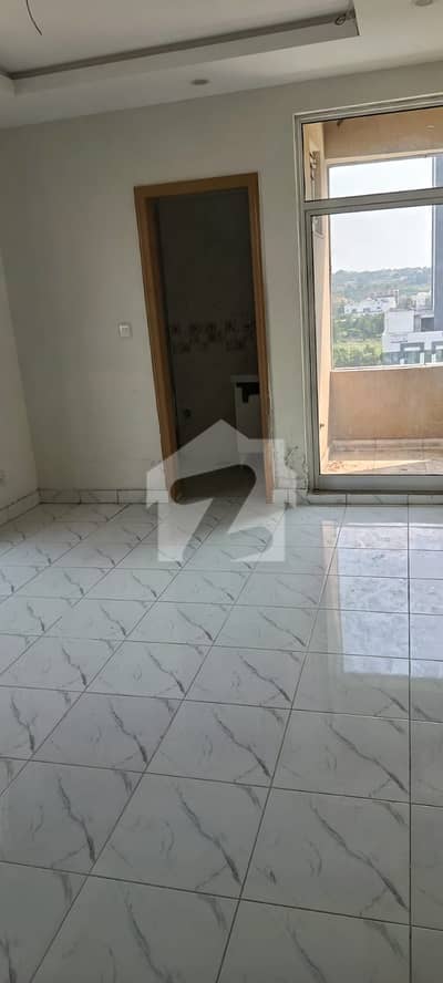 2 BED NON FURNISHED APARTMENT AVAILABLE ON RENT IN SERENE HEIGHT GULBERG GREENS ISLAMABAD MORE OPTIONS AVAILABLE