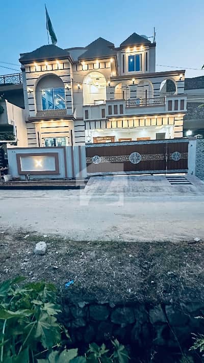 گلشن آباد راولپنڈی میں 6 کمروں کا 10 مرلہ مکان 3.45 کروڑ میں برائے فروخت۔ گلشن آباد راولپنڈی میں 6 کمروں کا 10 مرلہ مکان 3.45 کروڑ میں برائے فروخت۔