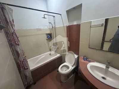 FULL HOUSE 5 MARLA JOHER TOWN PHACE 2 NEAR IMPORIUM MALL EXPO CENTER FOR FAMILY