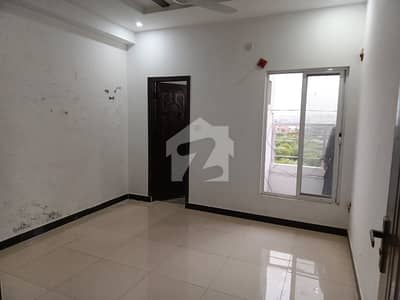 Flat Available for Rent
