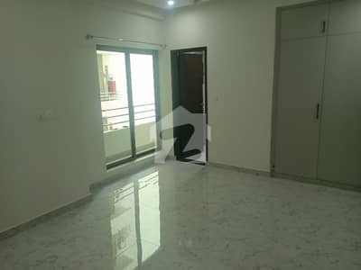 12 Marla 4-Bedroom Flat For Rent In Askari 12, Lahore.