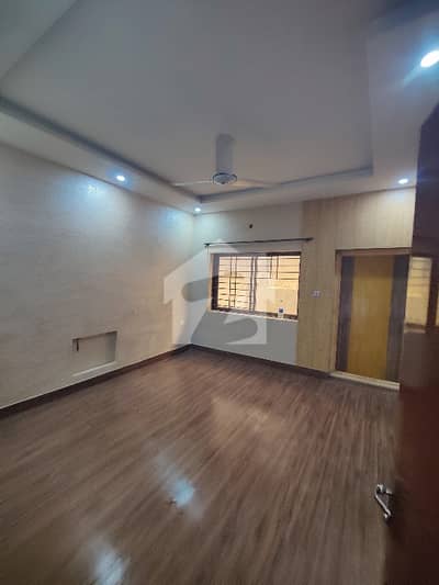 G-10/4 Full House Available For Rent 4 Bedrooms