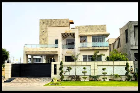 Barkaat Associates Offers With Meeting Kanal House Owners Build For Sale. Excellent View, On 70 Feet Road, Worth Living.
