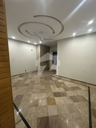 8+Rooms 30/60 Triple Story Solid Construct House In G13 8+Rooms 30/60 Triple Story Solid Construct House In G13