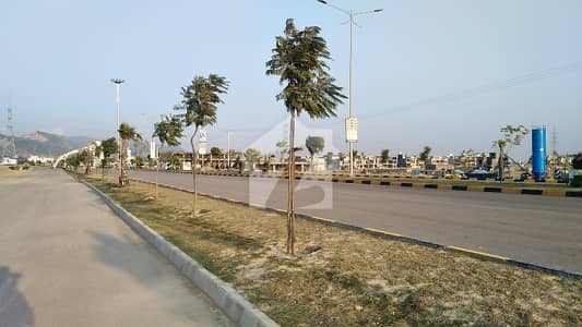 فیصل مارگلہ سٹی بی ۔ 17,اسلام آباد میں 11 مرلہ رہائشی پلاٹ 1.8 کروڑ میں برائے فروخت۔