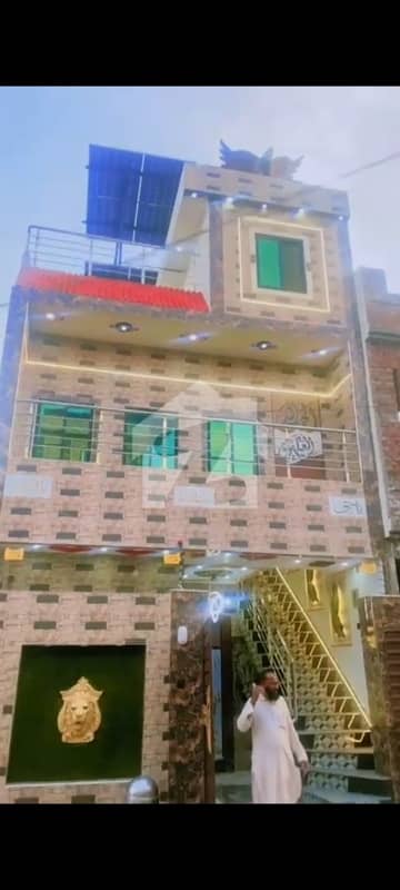 A Prime Location House Of 5 Marla In Rs. 11500000