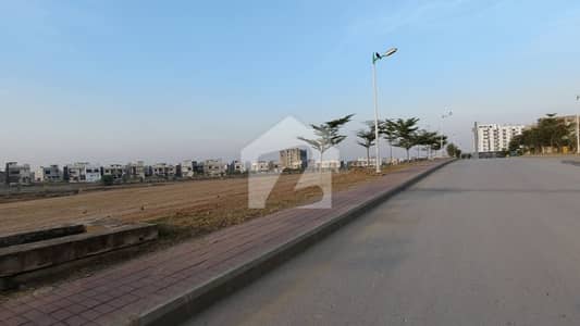 5 Marla Back Open Plot For Sale