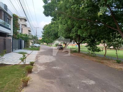 5 MARLA COMMERCIAL Plot for Sale in Bahria Orchard good Location