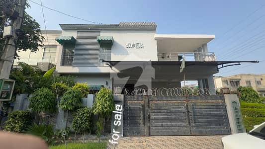 لیک سٹی میڈوز لاہور میں 4 کمروں کا 10 مرلہ مکان 4.25 کروڑ میں برائے فروخت۔ لیک سٹی میڈوز لاہور میں 4 کمروں کا 10 مرلہ مکان 4.25 کروڑ میں برائے فروخت۔