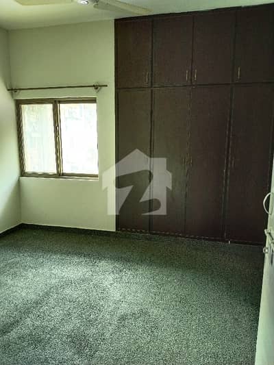 G-11 FGEHA Flat E Type 2nd Floor Near Markaz G-11 FGEHA Flat E Type 2nd Floor Near Markaz