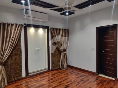 Looking For A House In Lahore