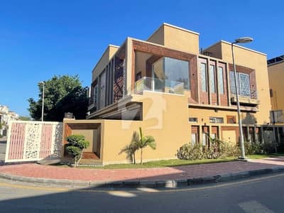 House Sized 12 Marla Is Available For sale In Bahria Town - Gulbahar Block
