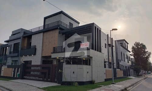 House Of 15 Marla In Bahria Town - Ghaznavi Block For Sale