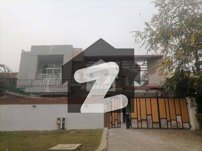 ایف ۔ 7 اسلام آباد میں 7 کمروں کا 1 کنال مکان 8.0 لاکھ میں کرایہ پر دستیاب ہے۔ ایف ۔ 7 اسلام آباد میں 7 کمروں کا 1 کنال مکان 8.0 لاکھ میں کرایہ پر دستیاب ہے۔