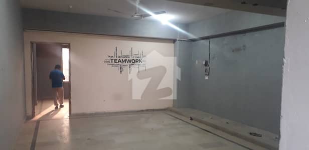 سیٹیلائیٹ ٹاؤن راولپنڈی میں 4 مرلہ Studio دفتر 75.0 ہزار میں کرایہ پر دستیاب ہے۔