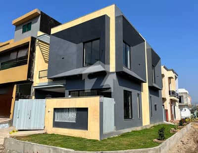 Corner 5 Marla Designer House For Sale