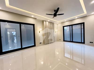 1 Kanal Brand New Designer House For Sale