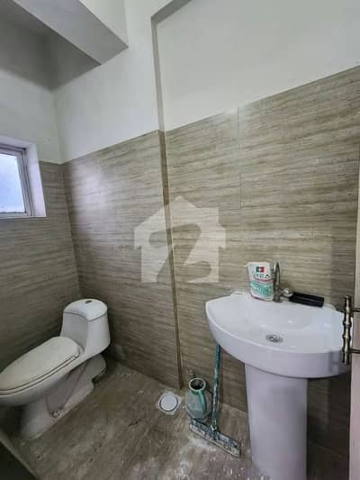 fully newly renovated office available for Rent