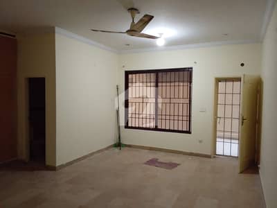 Basement Available For Rent In E11 2