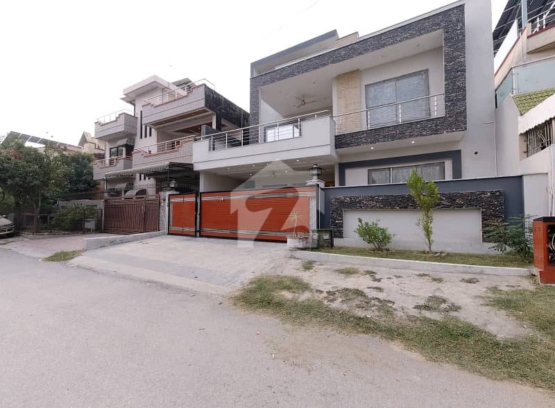 A Stunning House Is Up For Grabs In G-15 G-15 A Stunning House Is Up For Grabs In G-15 G-15