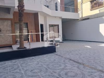 کلفٹن ۔ بلاک 5 کلفٹن,کراچی میں 6 کمروں کا 1 کنال مکان 6.0 لاکھ میں کرایہ پر دستیاب ہے۔