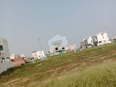 ڈی ایچ اے فیز 8 سابقہ پارک ویو ڈی ایچ اے فیز 8,ڈی ایچ اے ڈیفینس,لاہور میں 1 کنال رہائشی پلاٹ 5.8 کروڑ میں برائے فروخت۔ ڈی ایچ اے فیز 8 سابقہ پارک ویو ڈی ایچ اے فیز 8,ڈی ایچ اے ڈیفینس,لاہور میں 1 کنال رہائشی پلاٹ 5.8 کروڑ میں برائے فروخت۔