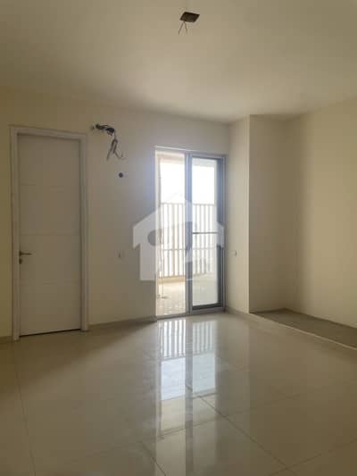 Luckyone Apartment For Rent 4 Bed Drawing Dinning UBL Facing