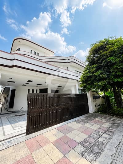 1 Kanal Used House For Sale in Dha 2 Islamabad