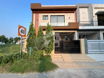 5 Marla Ultra Modern Fully Furnished Luxury House Premium Design | Luxury Finishing | Elegant Interiors DHA Phase 9 Town, Lahore  For Details & Visit, Contact Now!