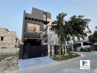5 Marla Brand New Modern House 5 Marla Brand New Modern House