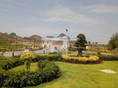 8 -Marla corner 50-feet wide road plot For Sale
