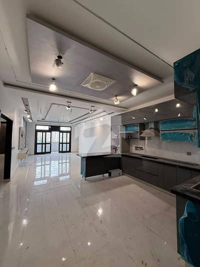 3 BED LUXURY APARTMENT AVAILABLE FOR RENT CLIFTON BLOCK 9
