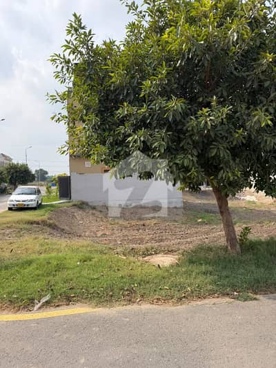Ideal Location 5 Marla Corner Plot For Sale In Crystal Block, Park View City, Lahore Ideal Location 5 Marla Corner Plot For Sale In Crystal Block, Park View City, Lahore