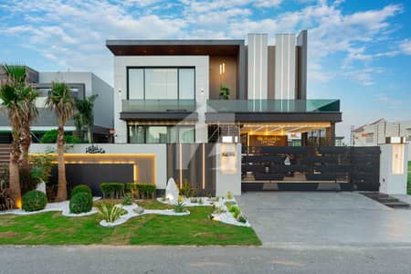 1 Kanal Modern Design House For Sale Good Location in DHA PHASE 5