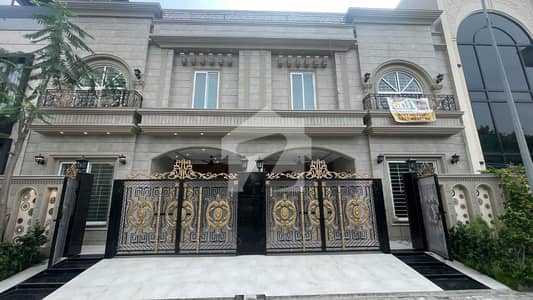 اتحاد ٹاؤن فیز ١ اتحاد ٹاؤن,رائیونڈ روڈ,لاہور میں 5 کمروں کا 5 مرلہ مکان 3.9 کروڑ میں برائے فروخت۔ اتحاد ٹاؤن فیز ١ اتحاد ٹاؤن,رائیونڈ روڈ,لاہور میں 5 کمروں کا 5 مرلہ مکان 3.9 کروڑ میں برائے فروخت۔