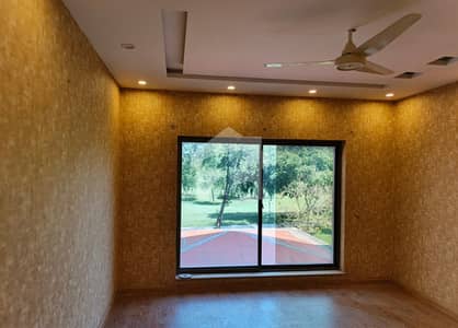 Elegant 1 Kanal Residence Available for Rent in Defence Raya