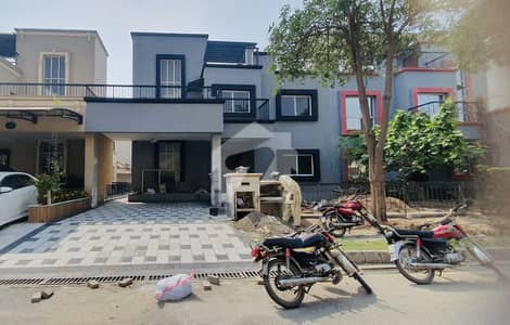 15 Marla Spacious Renovated House Available For Rent in Defence Raya