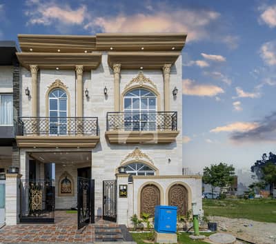 Elegant 5 Marla House with Modern Architecture in DHA Elegant 5 Marla House with Modern Architecture in DHA