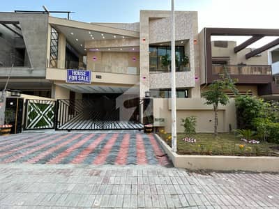 10 Marla Luxury House For Sale In Overseas Greens Enclave Sector 5 Prime Location