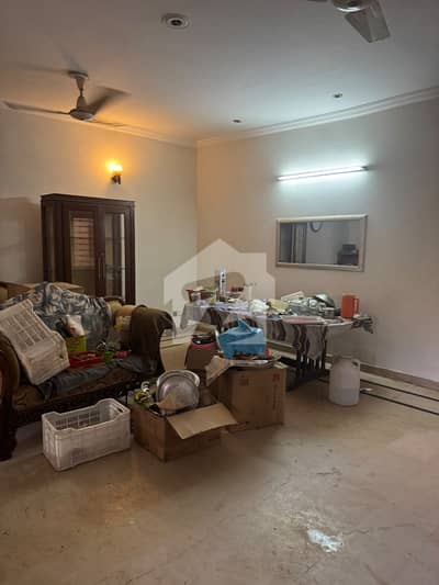 Beautiful 10 Marla Upper portion Available For Rent G-13 Islamabad